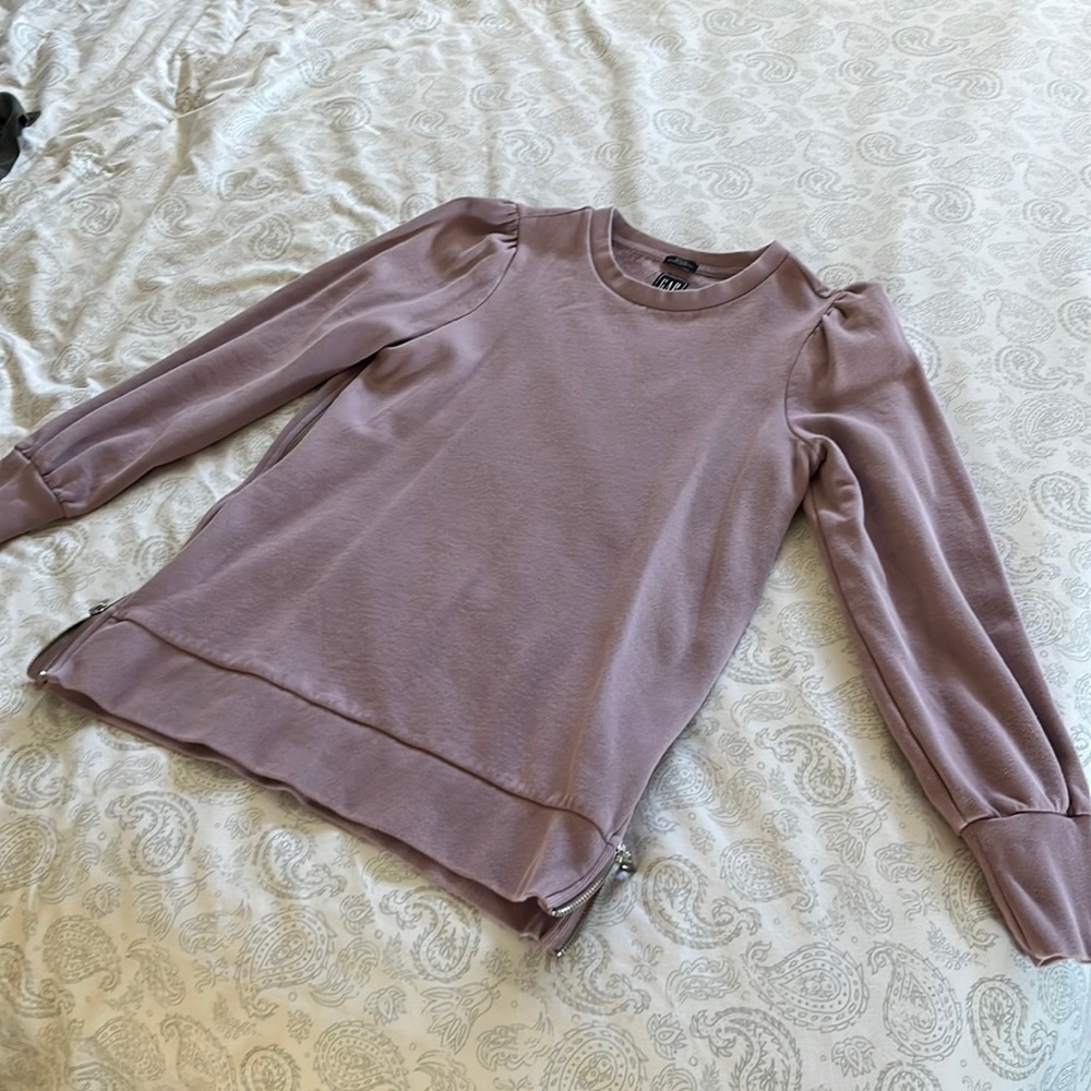 Gap Maternity Sweater size Small